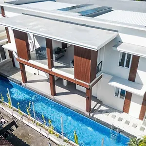 Alyxia 1 Bedroom In Seminyak (Bali)