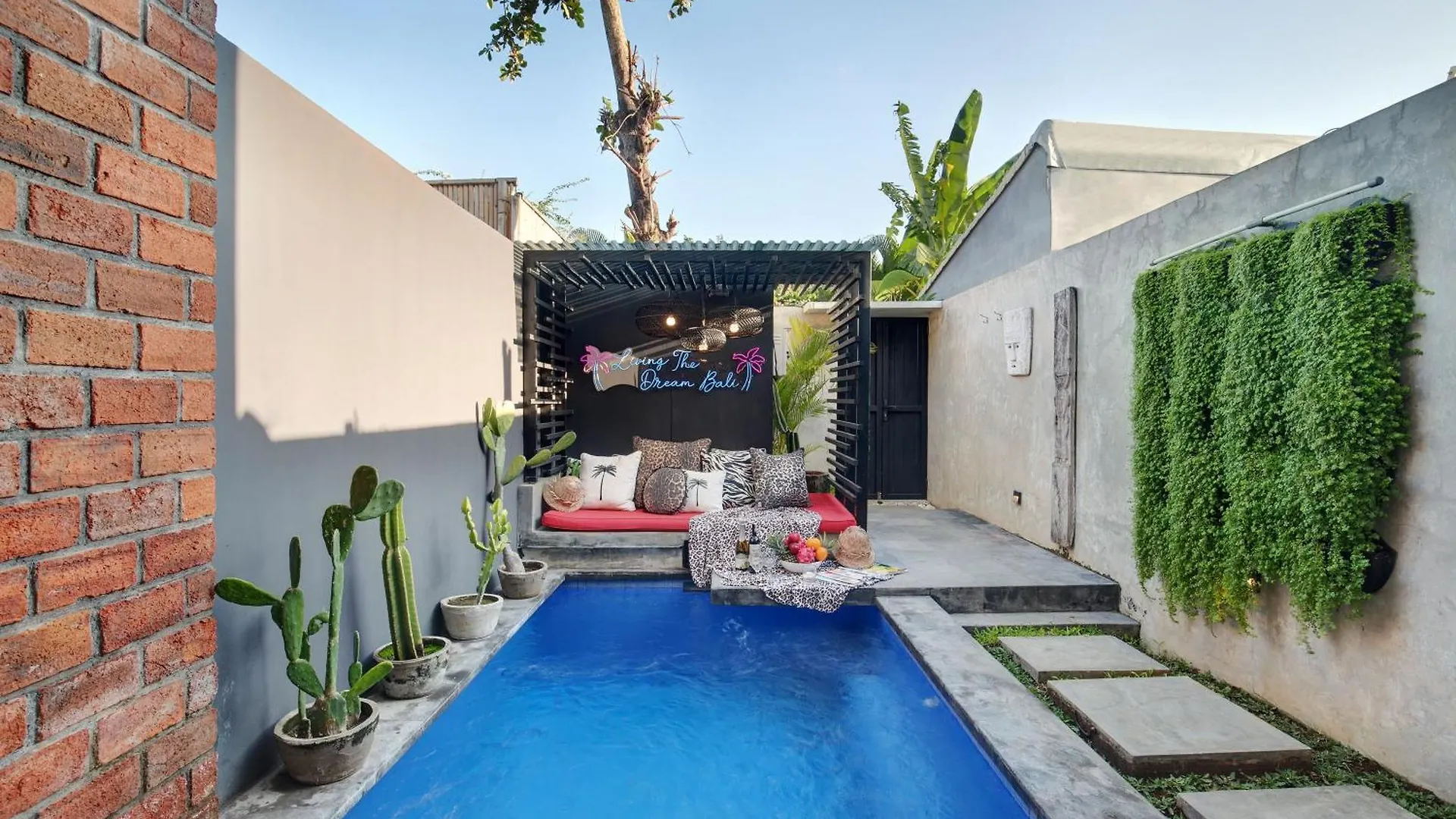 Mertanadi Loft Style M2-M4 Seminyak  Indonesia
